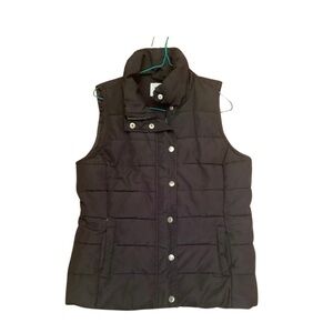 Old Navy Women's Puffer Vest